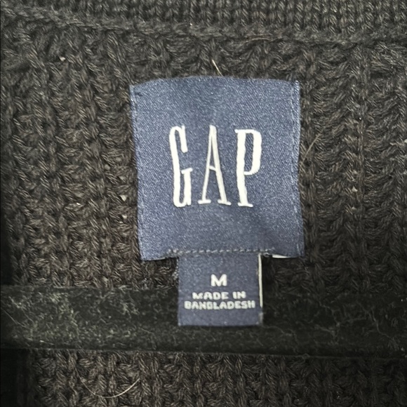 GAP Classic Black Button-Up Relaxed Fit Cardigan - Picture 3 of 9